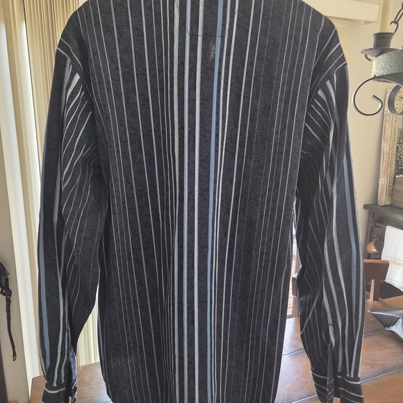 Harley-Davidson Black and White Striped Casual Button Down Shirt - Picture 3 of 10